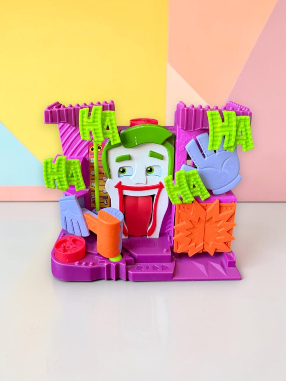 (VIDEO) Imaginext DC Super Friends The Jokers Fun House Playset - Tested